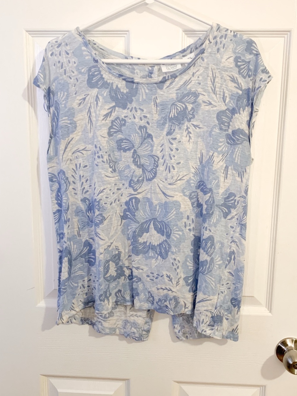 Sigrid Olsen light  Blue Floral Cap-Sleeve Women's Top - size M